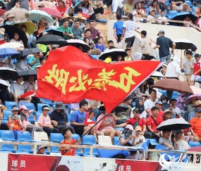开云-跟着足球游广西：从赛场到市井的“双向奔赴”